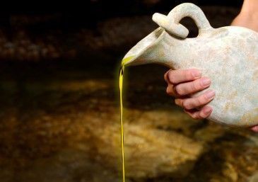 Jug of oil for annointing